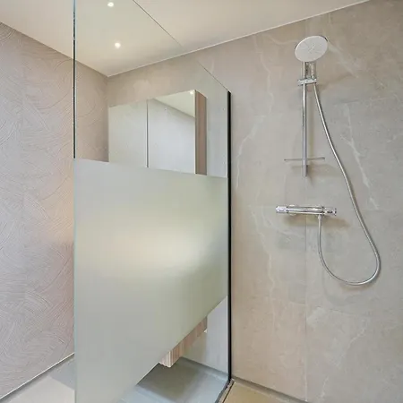 Alexanderpark 44 - Not Intended For Company Or Work-related Nyaraló *